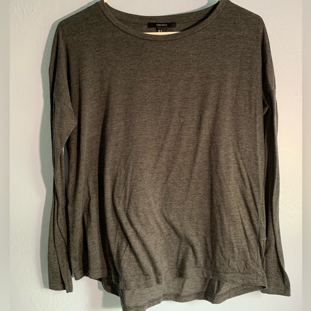 Oversized Gray Long Sleeve Neutral Shirt